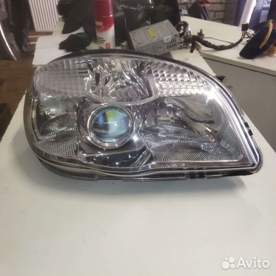 Фара правая Chevrolet Niva