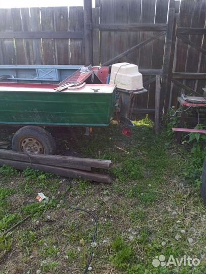 Лодка Днепр