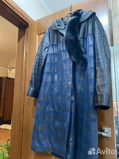 Плащ женский р.54