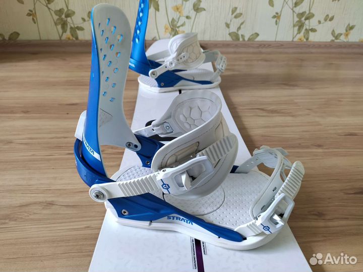 Сноубордические крепления Union Strata М