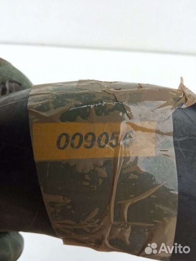 Патрубок интеркулера Volkswagen Golf 4 PX0446037,1