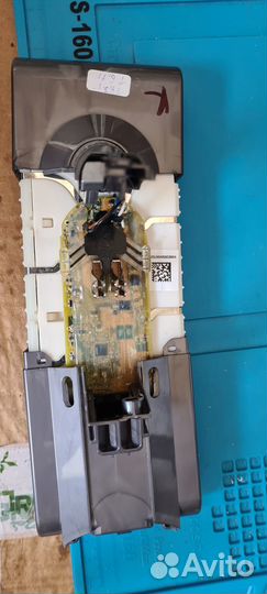 Запчасти и Аксессуары для беспроводных Dyson