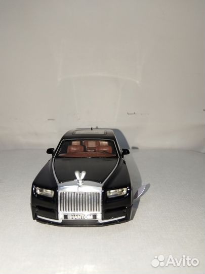 Rolls-royce модель