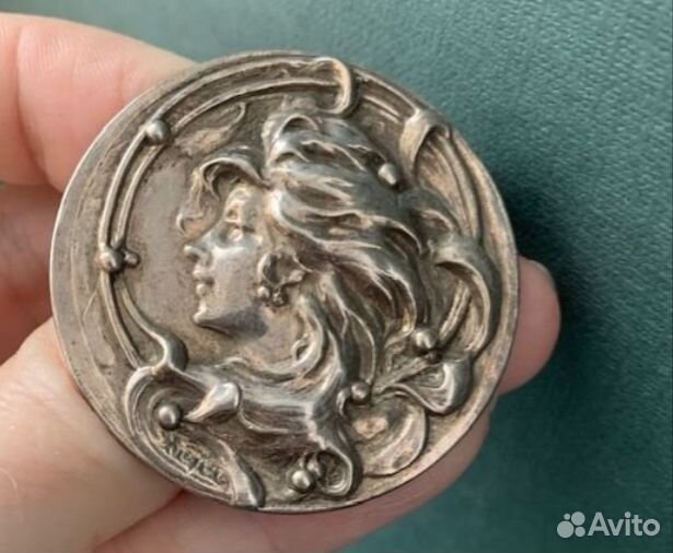 Брошь ар Нуво, югендстиль