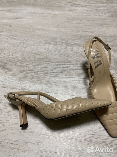 Босоножки мюли 35 один раз б/у zara