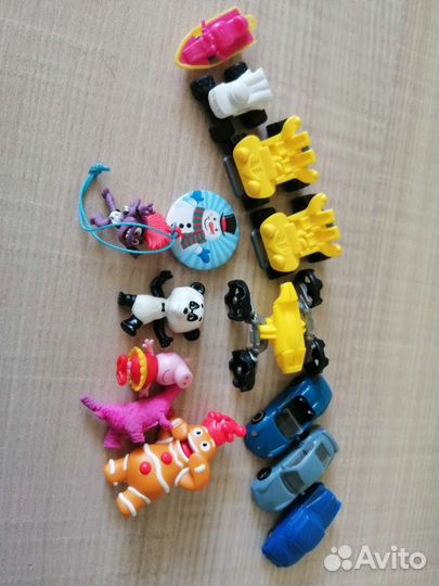 Много Игрушек из киндера и не только