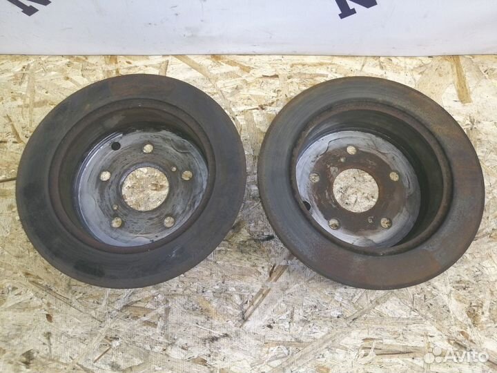 Тормозные диски задние пара Toyota Mark 2 GX100