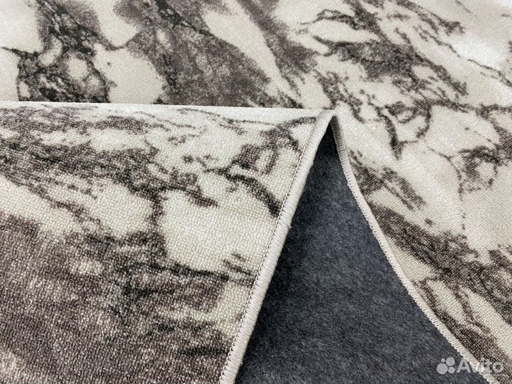 Палас новый 1.5х2м