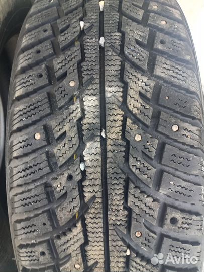 Kumho I'Zen RV Stud KC16 225/60 R17 102