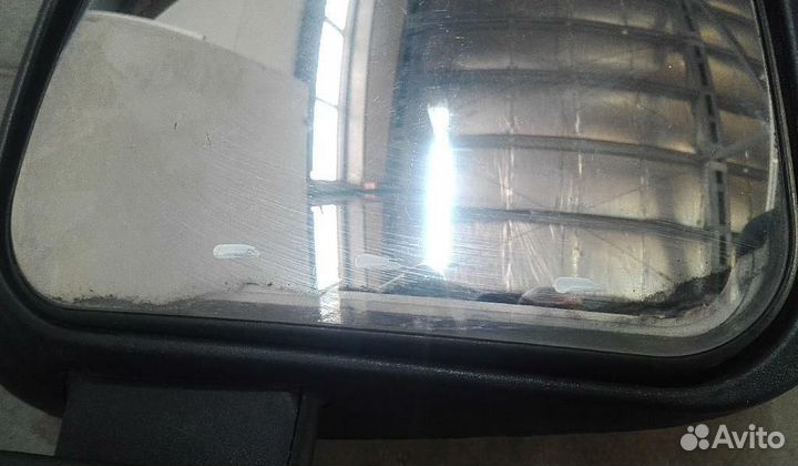 Зеркало правое Scania (Скания) 5 P-series 04-17