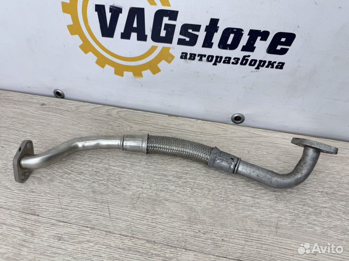 Масляная трубка турбины Audi A4 B7 2008