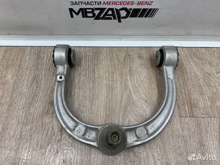 Рычаг верхний правый Mercedes W164 ML 164