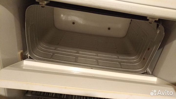 Холодильник Наст винтажный Б/у