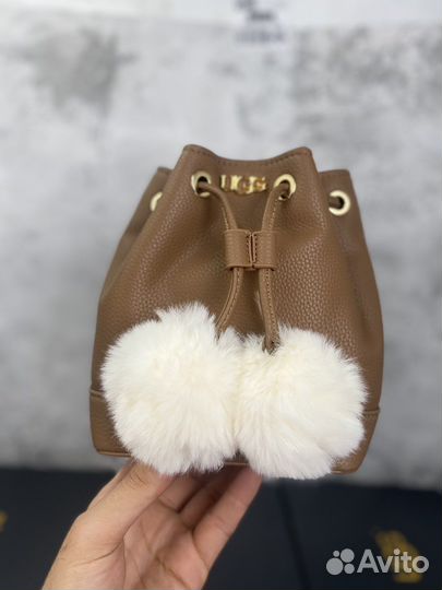 Сумка/Ugg Aaliyah Bucket Crossbody Pom Chestnut