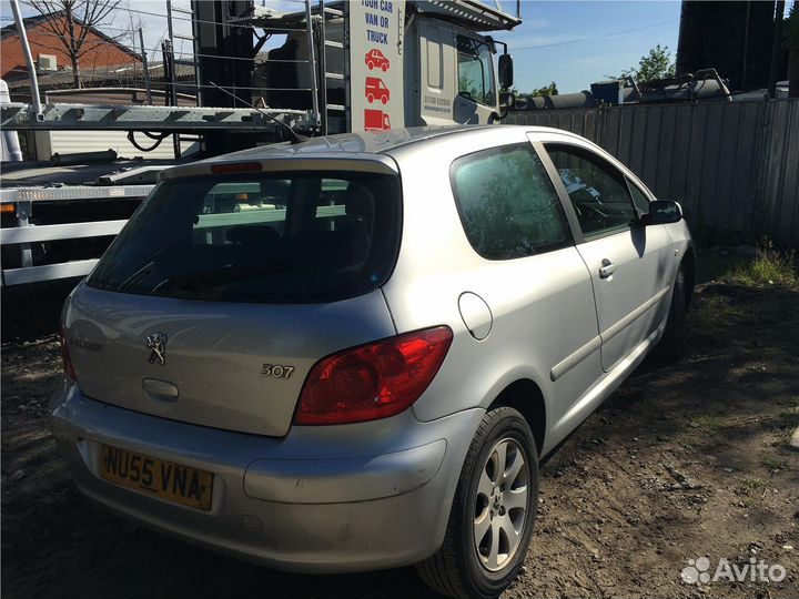 Разбор на запчасти Peugeot 307