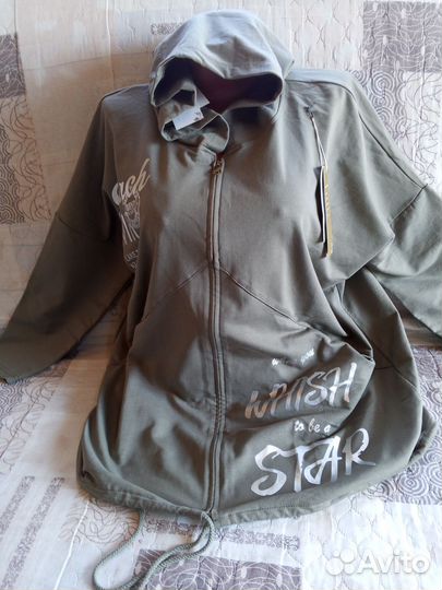 Кофта ветровка