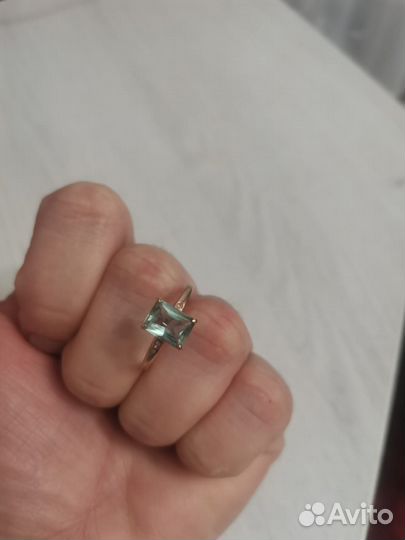 Кольцо золотое