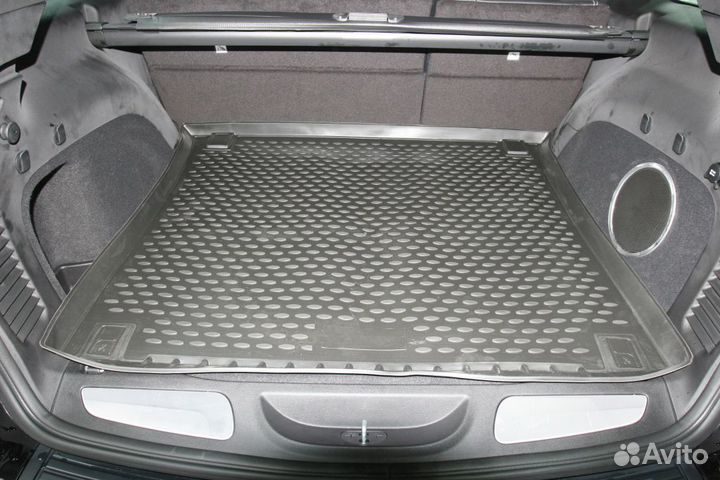 Коврик в багажник Jeep Grand Cherokee