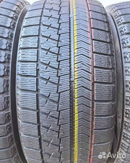 Bridgestone Blizzak VRX 215/50 R17 97H