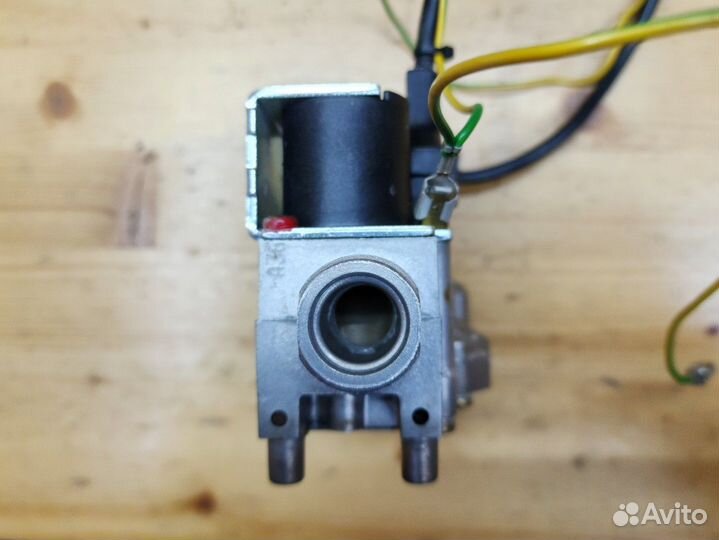 Газовый клапан Honeywell VK4105G