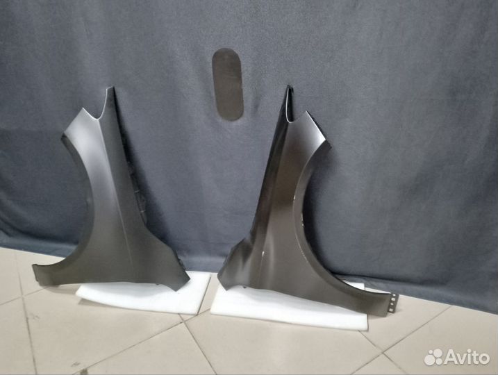 Крыло Mercedes-Benz Cla W117, левое и правое 07,01
