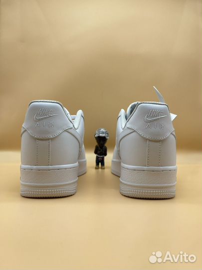 Кроссовки Nike Air Force 1 Classic