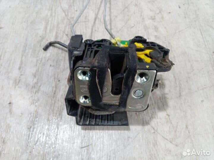 Замок двери задний левый Kia Rio 3 2011-2017