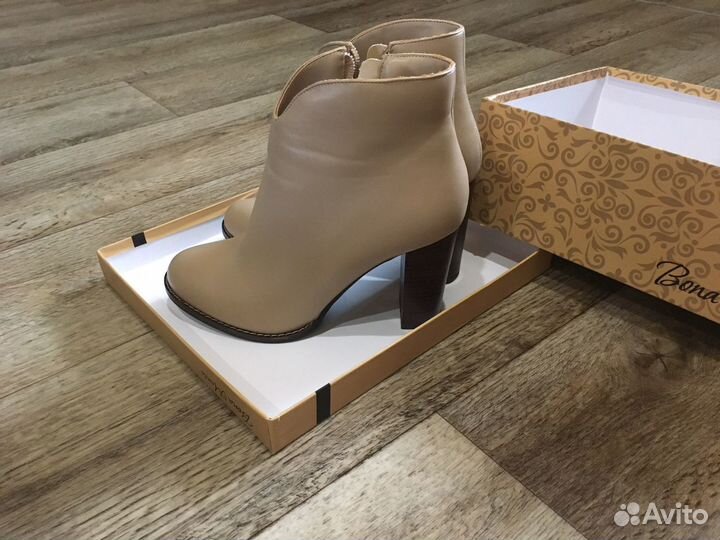 Ботильоны (женские ботинки)