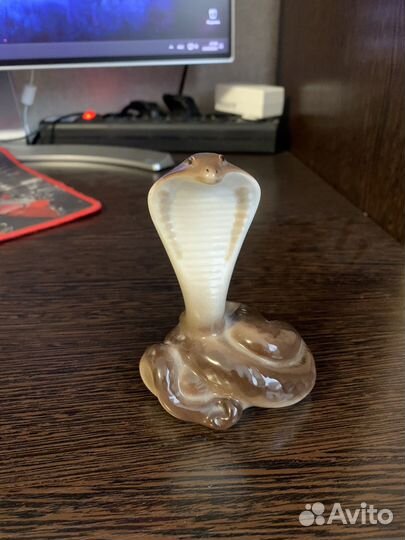 Фарфоровые статуэтки