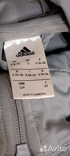 Спортивный костюм adidas 42-44 размер