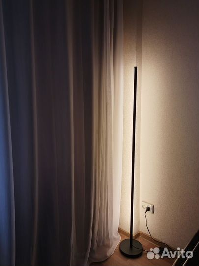 Торшер напольный