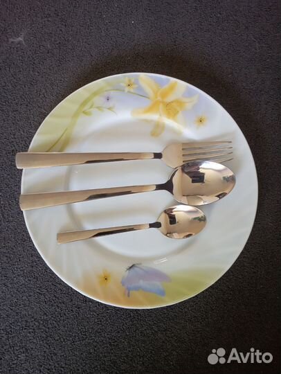 Набор столовых приборов 18 предметов