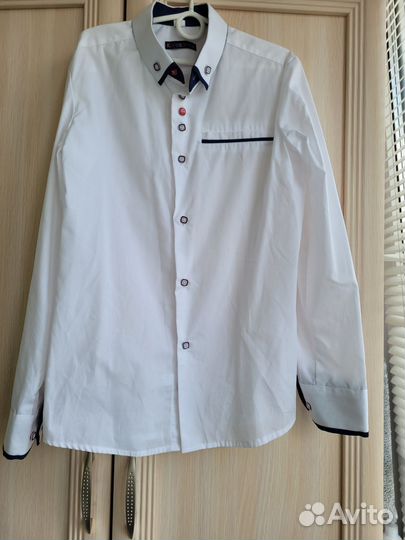 Рубашки белые 140 и 146- 152