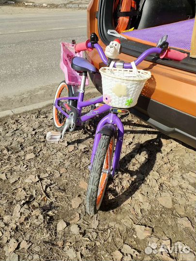 Детский велосипед Welt с дополнительными колёсами