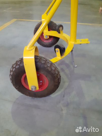 Тележка для перевозки бочек