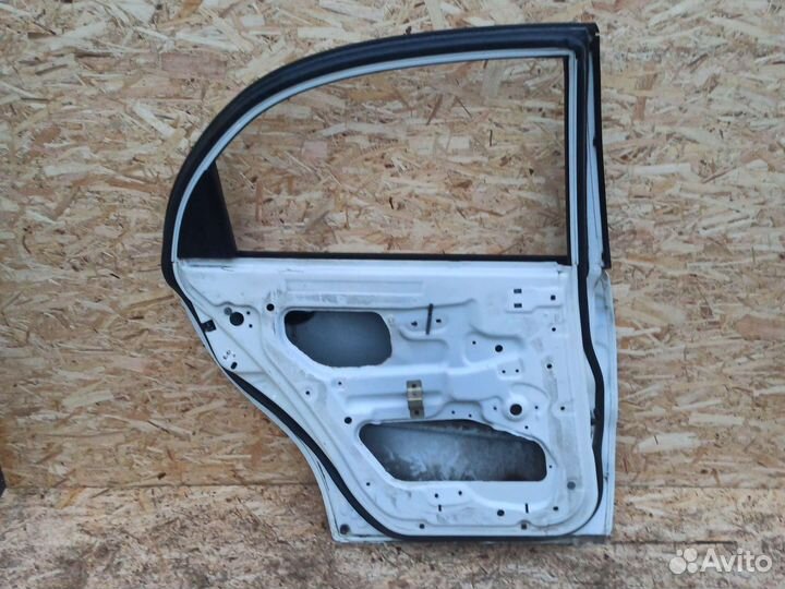 Дверь задний левый chevrolet lanos