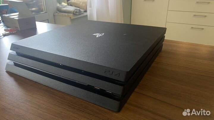 Sony playstation 4 pro 1tb