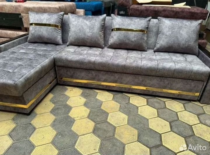 Диван угловой в наличии