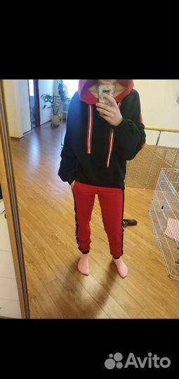 Спортивные костюмы S