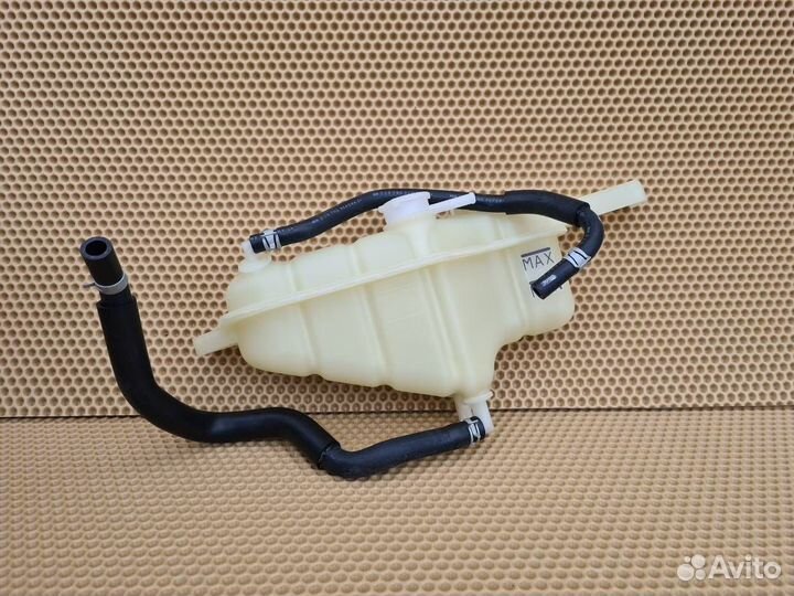 Бачок расширительный передний Infiniti G V36