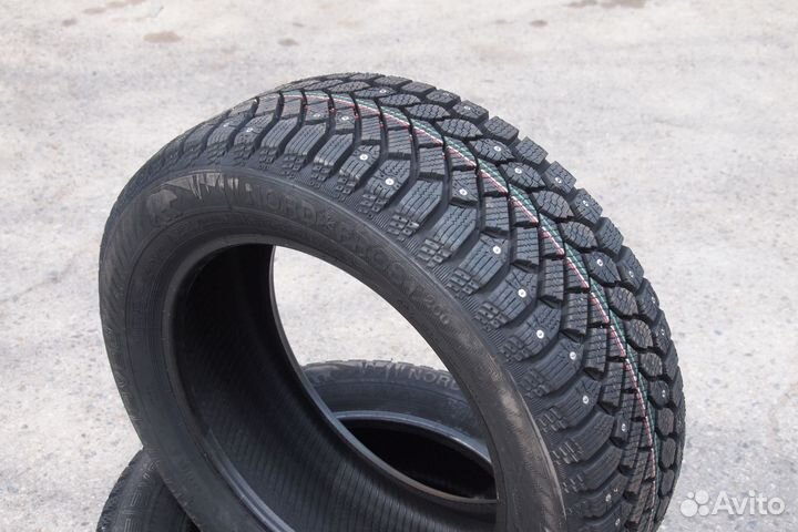Gislaved Nord Frost 200 ID 195/60 R15 92T
