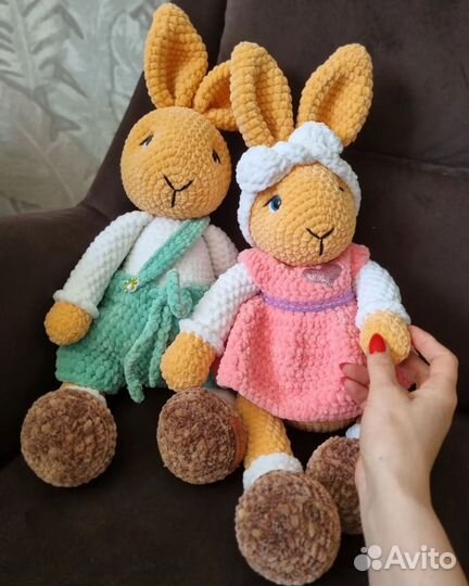 Плюшевая игрушка ручной работы Кролик