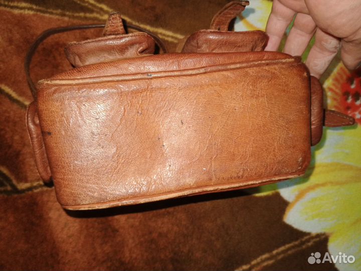 Кожаная женская ретро сумка