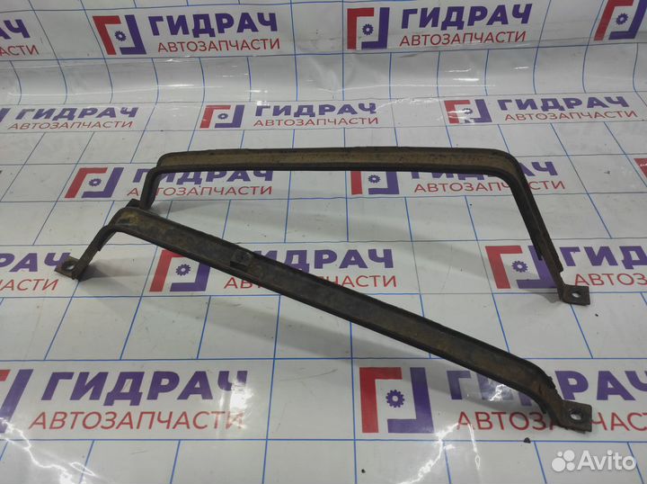 Лента крепления бензобака Toyota Avensis (T250) 77