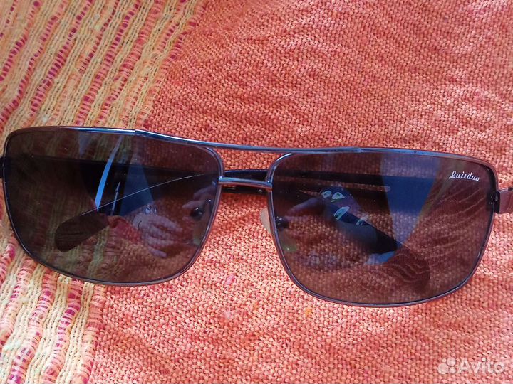 Солнцезащитные очки