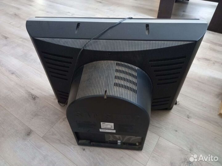 Телевизор б/у