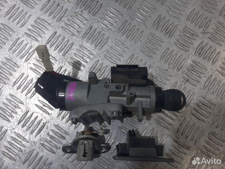 Замок зажигания Daewoo Gentra klas B15D2 2013