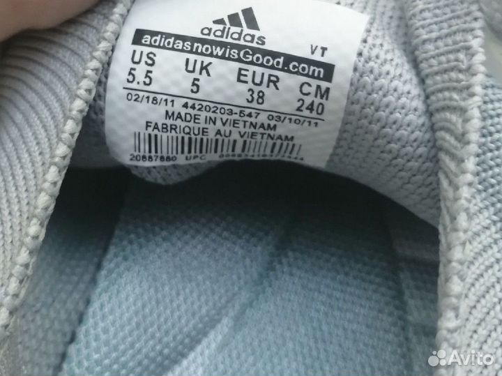 Кроссовки adidas новые 38