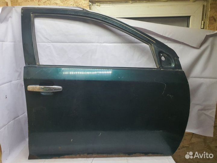 Дверь передняя правая Geely Mk седан MR4790A 2011