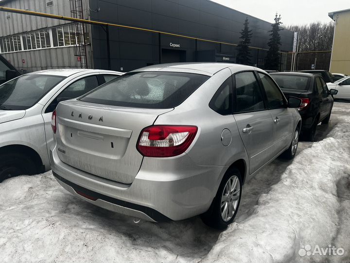 LADA Granta 1.6 МТ, 2024